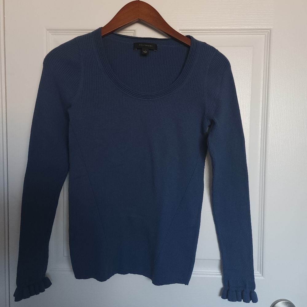 ANN TAYLOR Blue Long Sleeve Sweater S